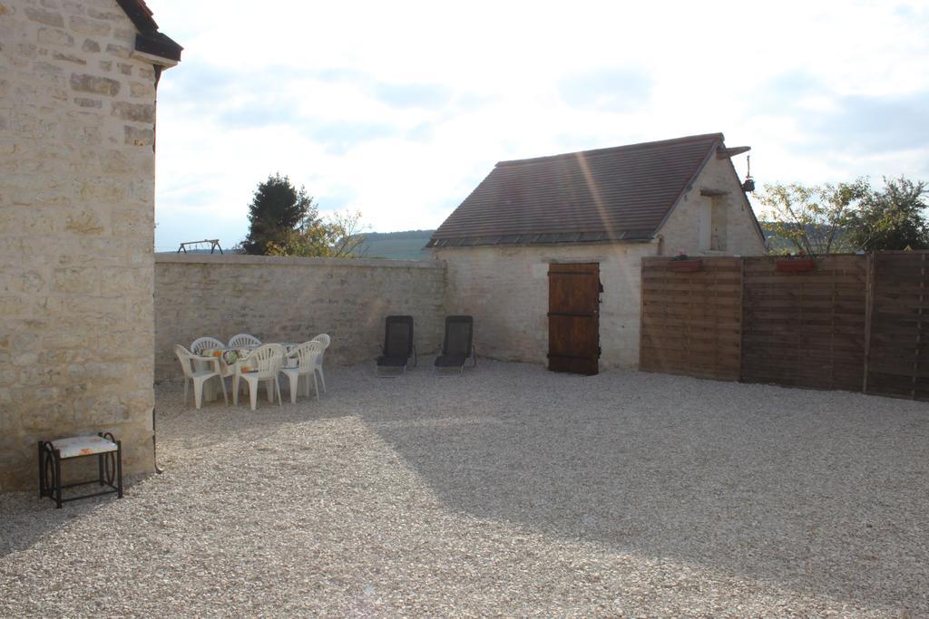 Charmante Maison Pierres 1768 Polisy Exteriér fotografie