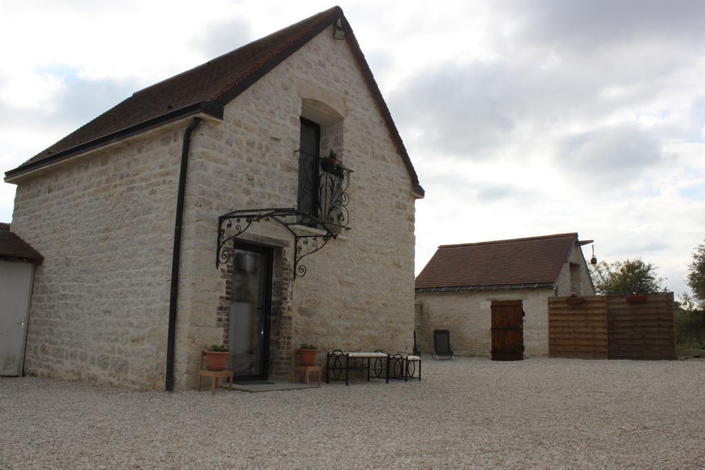 Charmante Maison Pierres 1768 Polisy Exteriér fotografie