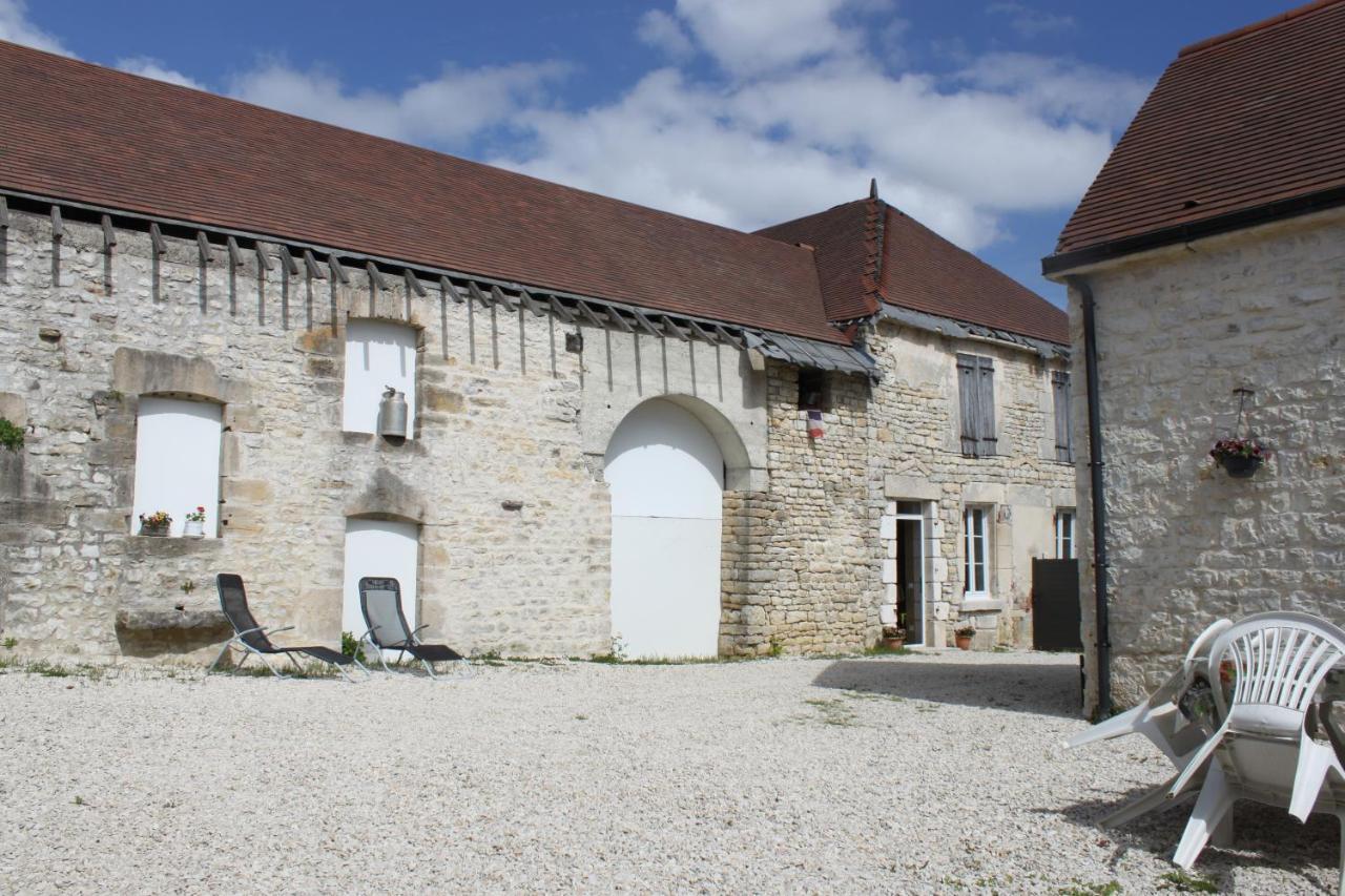 Charmante Maison Pierres 1768 Polisy Exteriér fotografie